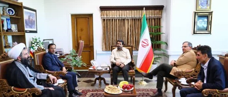 نشست معاونين ستاد کانونهاي فرهنگي هنري مساجد کشور با استاندار همدان