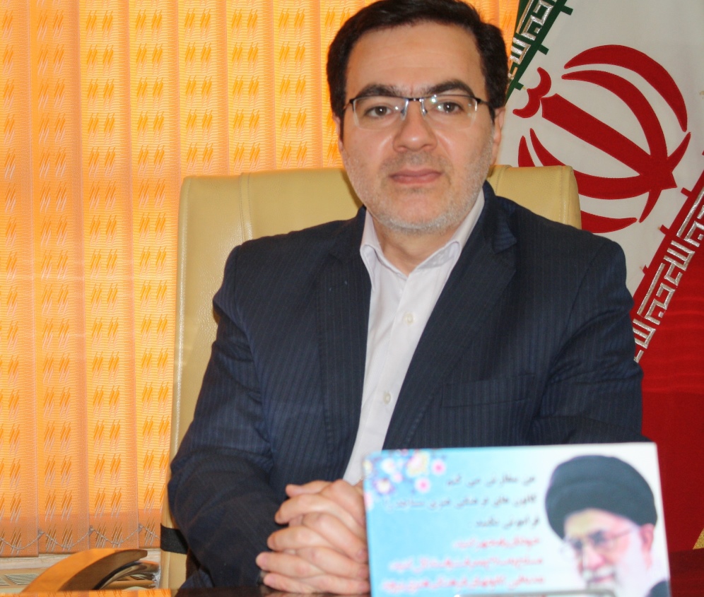 اجراي طرح شکوه مادري همزمان با سالروز تأسيس کانونهاي فرهنگي هنري مساجد در همدان